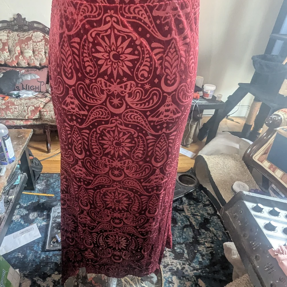 Killstar Red Velvet Burnout Asymmetrical Lace-Up Maxi Skirt - Picture 2 of 4